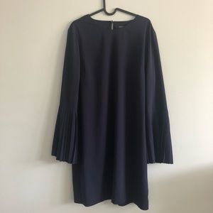 Banana Republic - Navy shift dress pleated sleeves